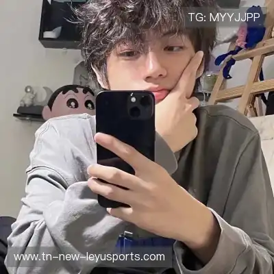 钟凌耘
