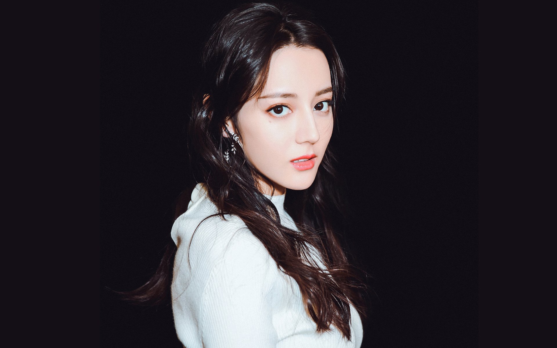 快船战术升级球队协作明显提升,快船的战术